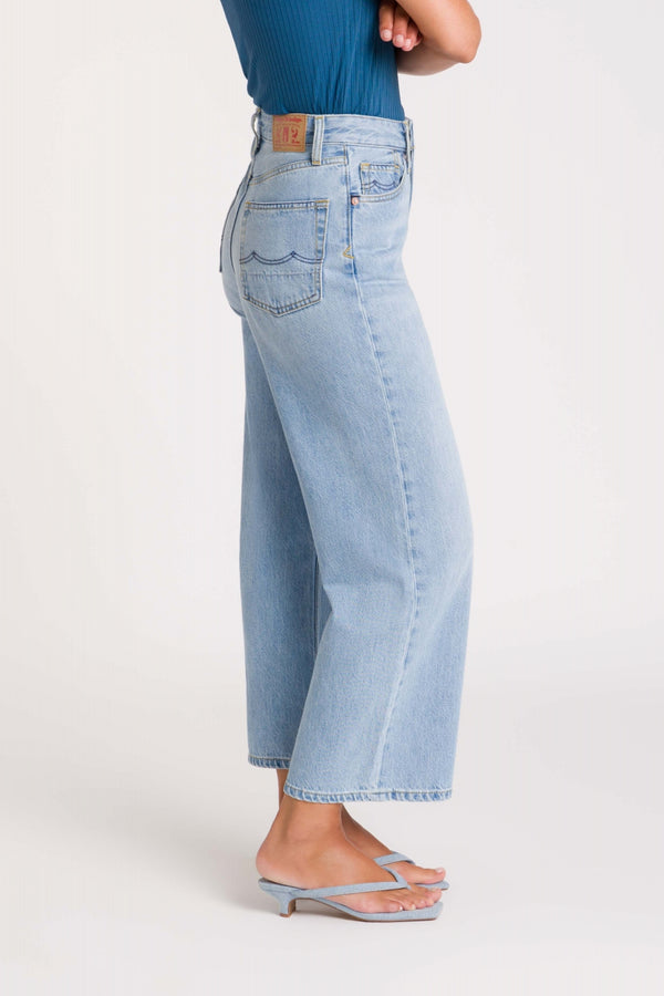 Kings of Indigo Elisabeth Cropped - Blue Reef Super Light Used