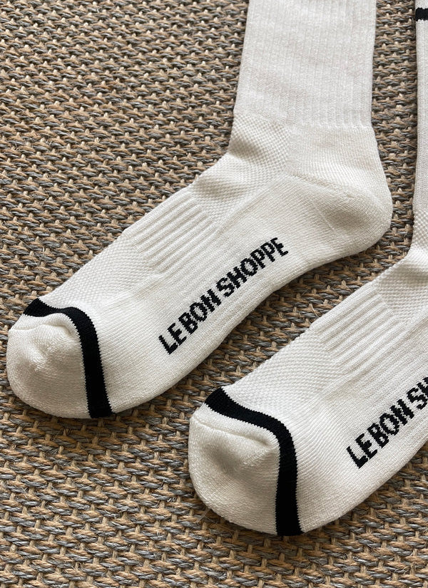 Le Bon Shoppe Extended Boyfriend Socks - White