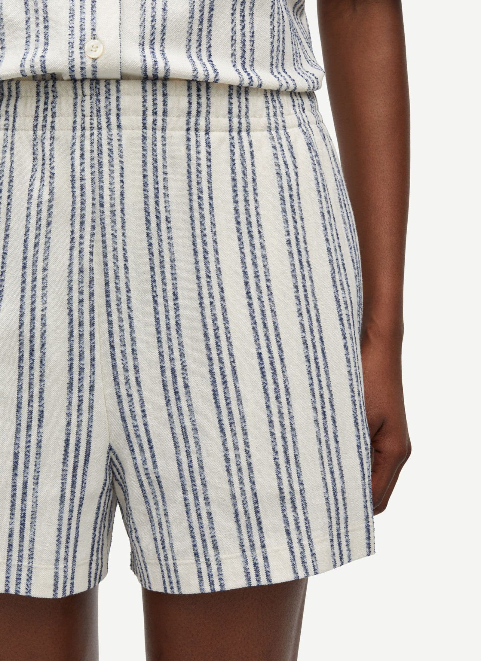 Samsoe Samsoe Sakaja Shorts - Natural Jasper Stripe