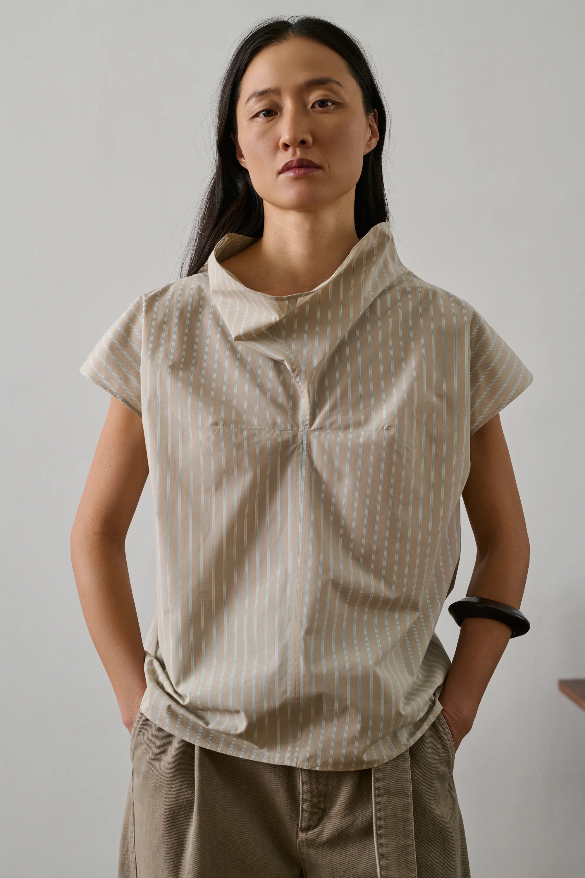 Soeur Farah Top