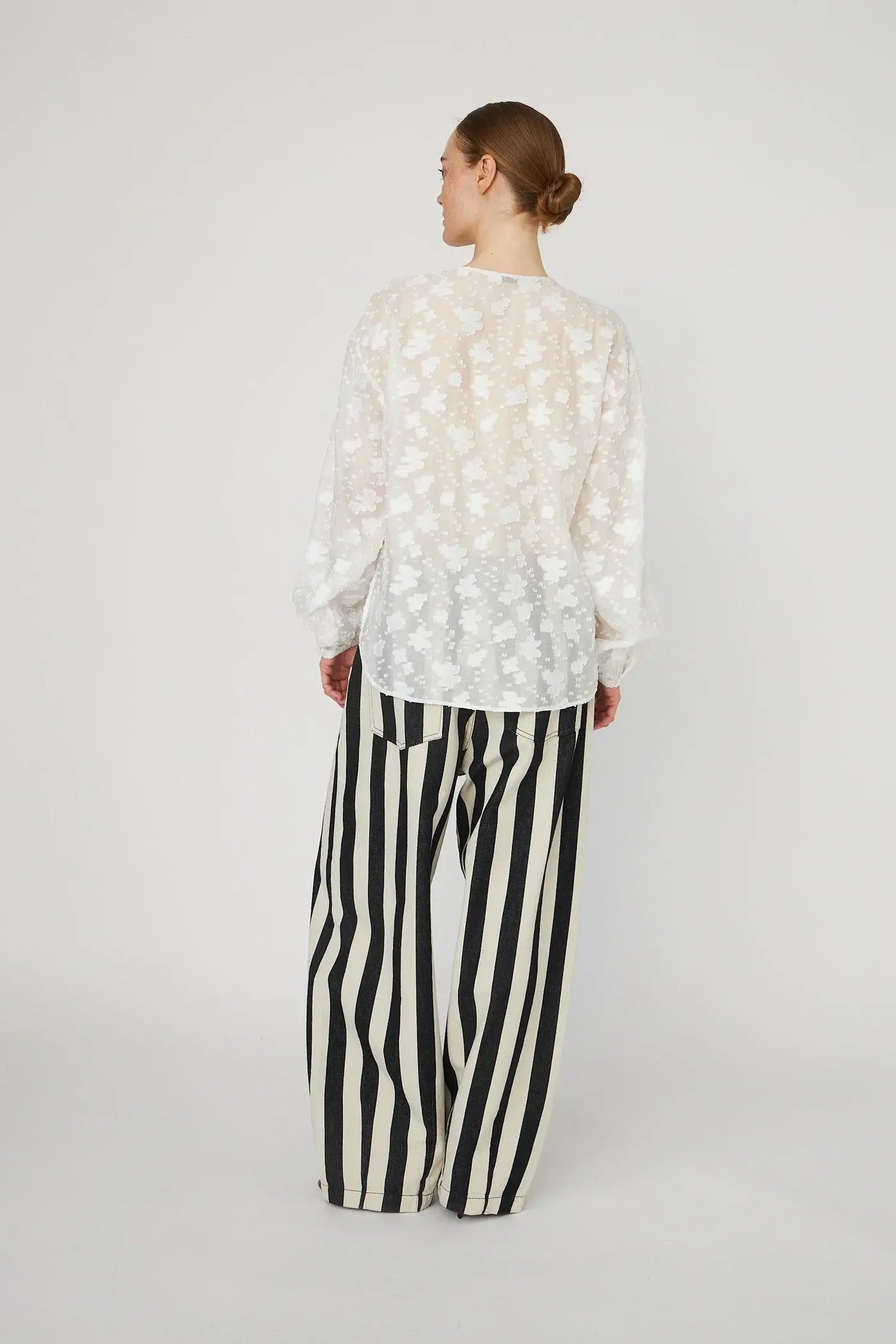 Stella Nova Flower Jacquard Loose Shirt