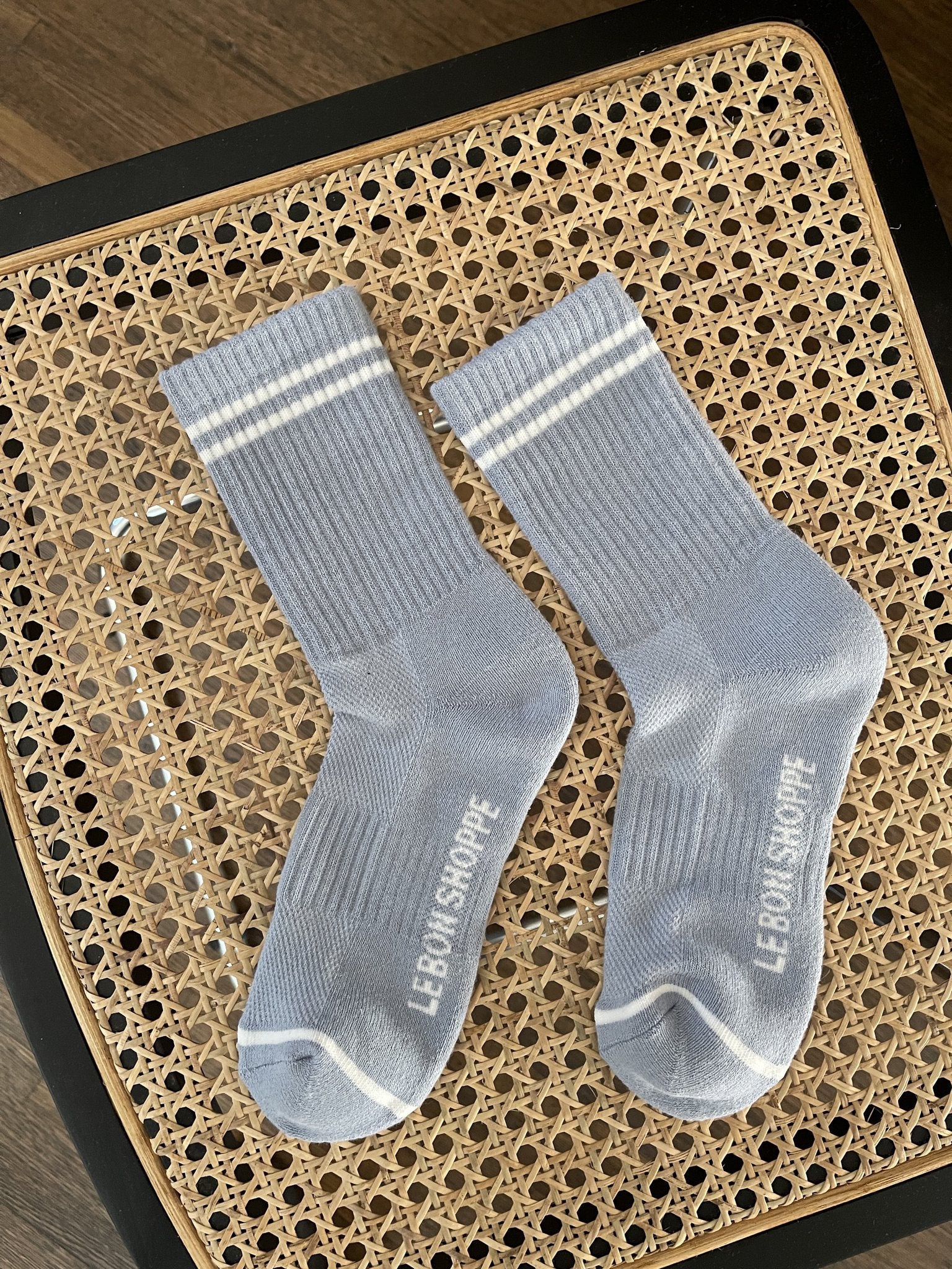 Le Bon Shoppe Boyfriend Socks, Blue Grey - White Feather Boutique