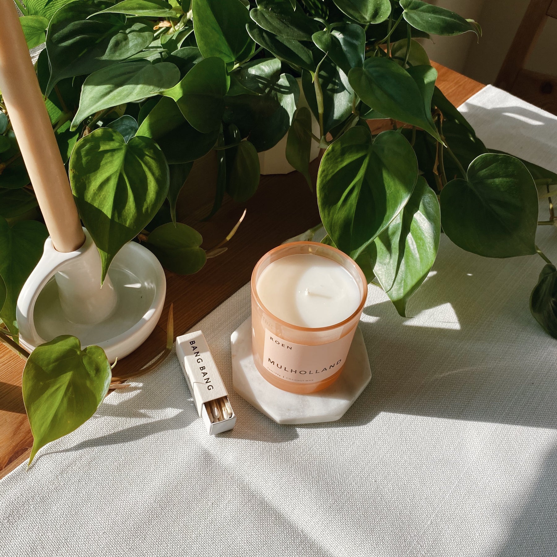 Roen Candles - Mulholland - White Feather Boutique